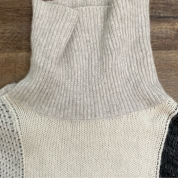 Autumn Cashmere Color blocked turtleneck Cashmere wool blend Sweater - Picture 8 of 14